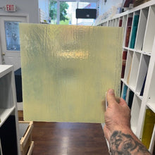 Load image into Gallery viewer, Y96 Opalescent Glass