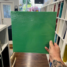 Load image into Gallery viewer, Y96 Opalescent Glass