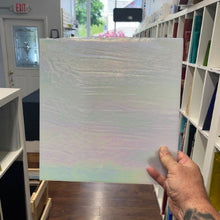 Load image into Gallery viewer, Y96 Iridized Glass