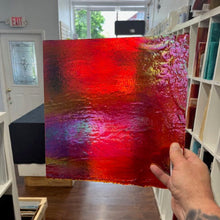 Load image into Gallery viewer, Y96 Iridized Glass