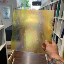 Load image into Gallery viewer, Y96 Iridized Glass