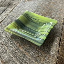 Load image into Gallery viewer, Studio Series Accent Dish