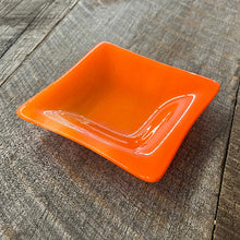 Load image into Gallery viewer, Studio Series Accent Dish