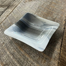 Load image into Gallery viewer, Studio Series Accent Dish