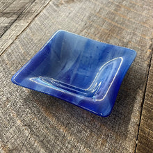 Load image into Gallery viewer, Studio Series Accent Dish