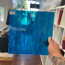 Load image into Gallery viewer, Oceanside Transparent (FR)