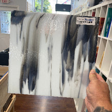 Load image into Gallery viewer, Y96 Mixed Color Glass