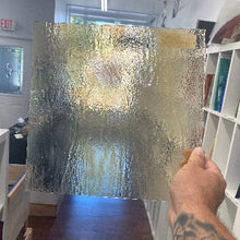 Load image into Gallery viewer, Y96 Mixed Color Glass