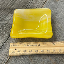 Load image into Gallery viewer, Studio Series Petite Accent Dish
