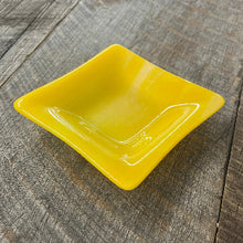 Load image into Gallery viewer, Studio Series Accent Dish